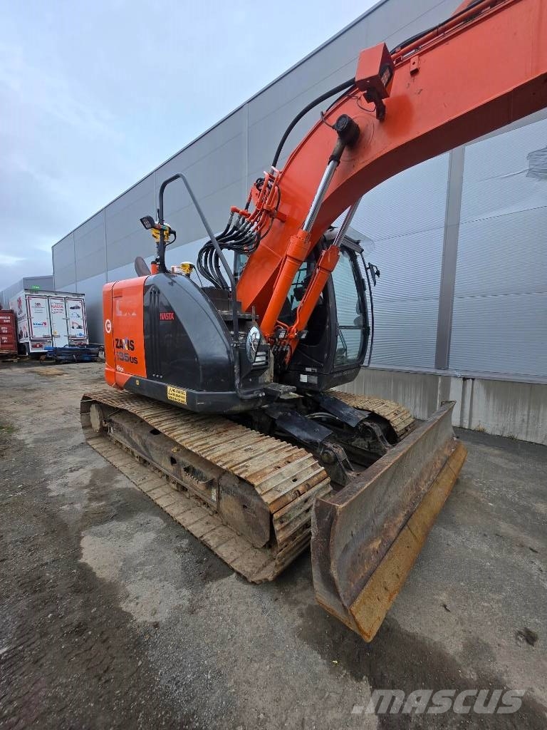 Hitachi ZX 135 US-5 Telakaivukoneet