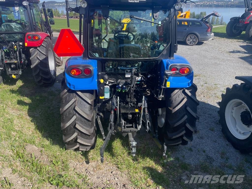 New Holland T4s75 트랙터