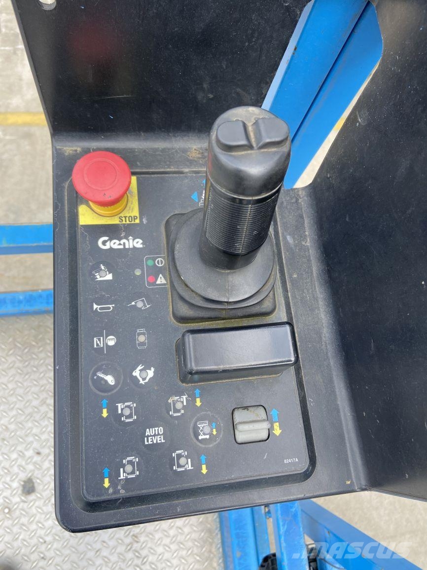 Genie GS4390RT (3214) Scheren-Arbeitsbühnen