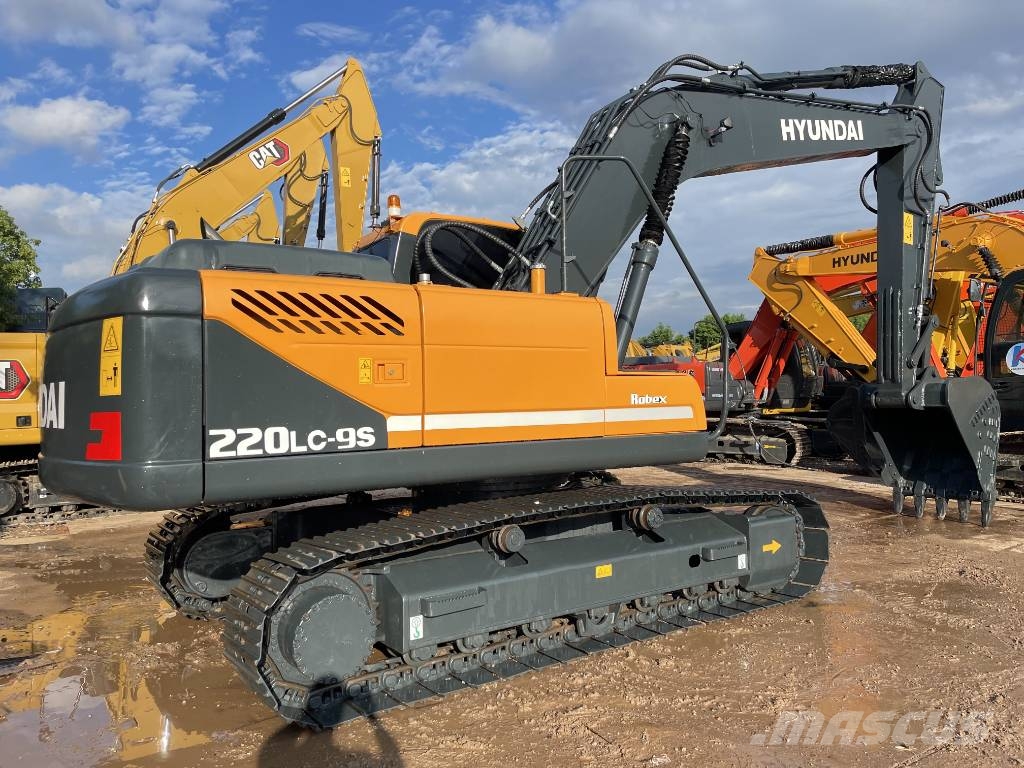 Hyundai 220 LC-9S Raupenbagger