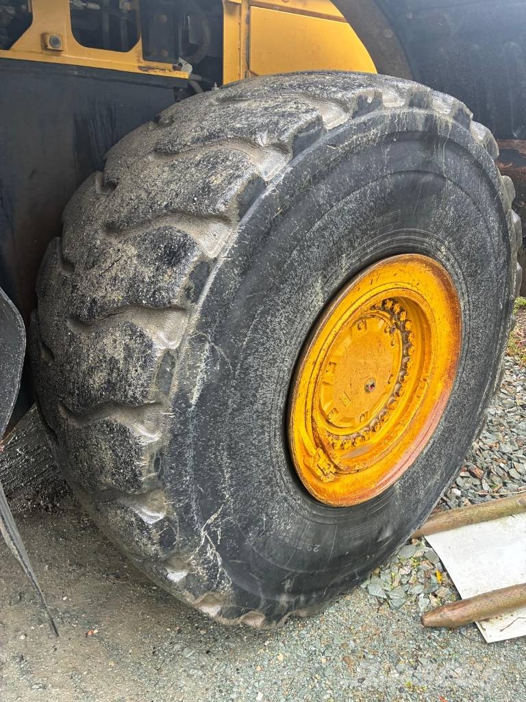 Komatsu WA 500-8 Iekrāvēji uz riteņiem
