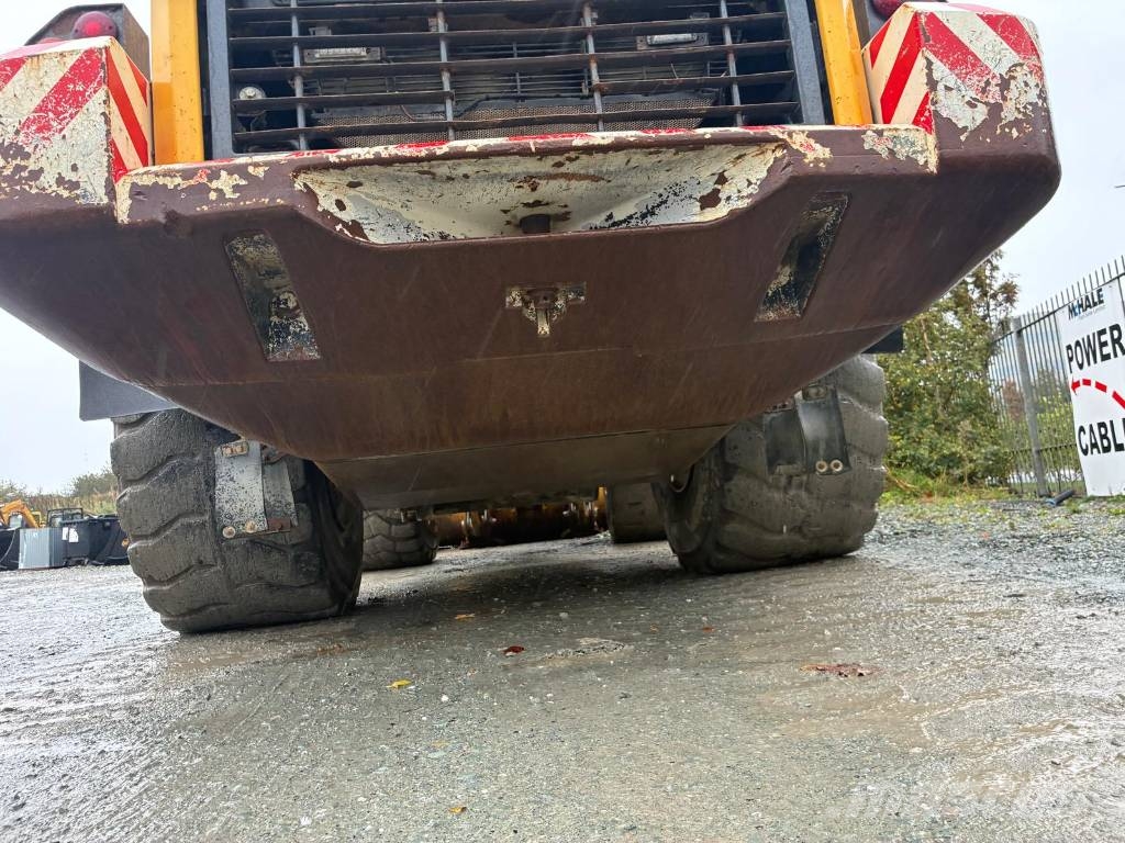 Komatsu WA 500-8 Iekrāvēji uz riteņiem