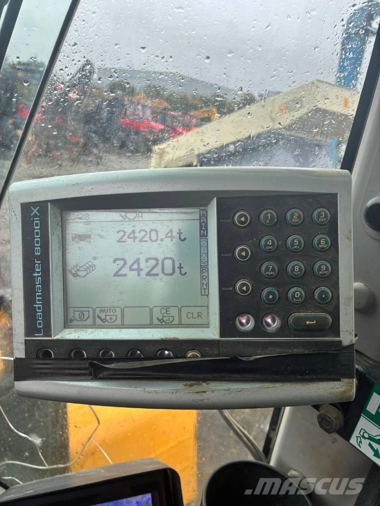 Komatsu WA 500-8 Iekrāvēji uz riteņiem