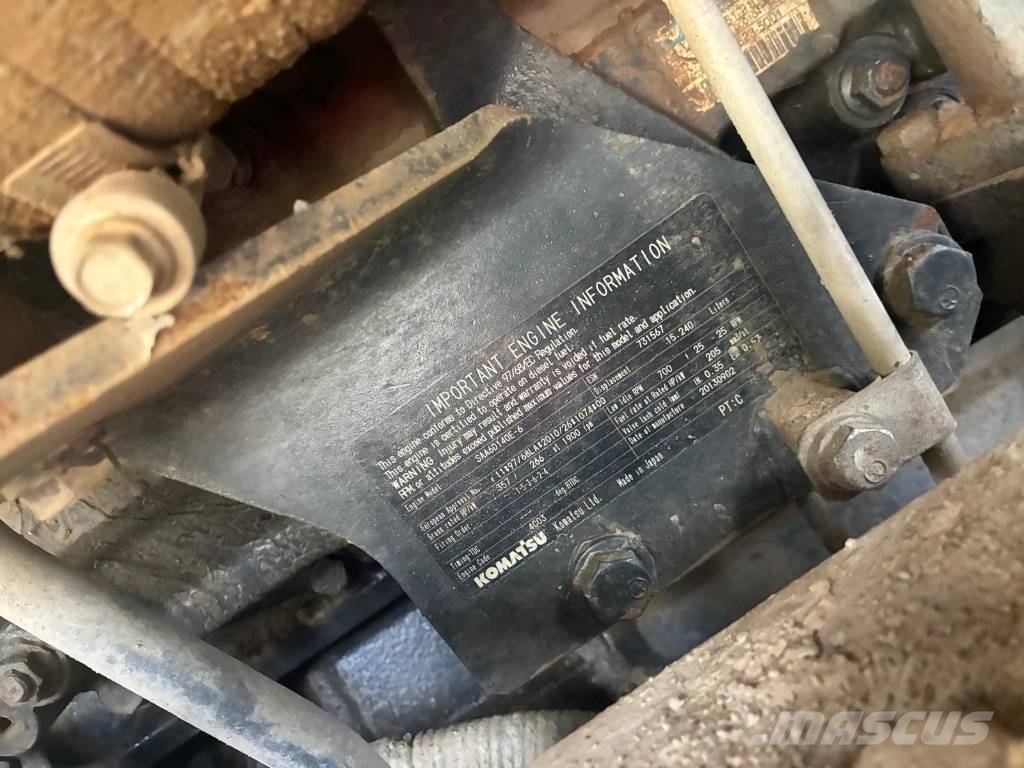 Komatsu WA 500-8 Iekrāvēji uz riteņiem