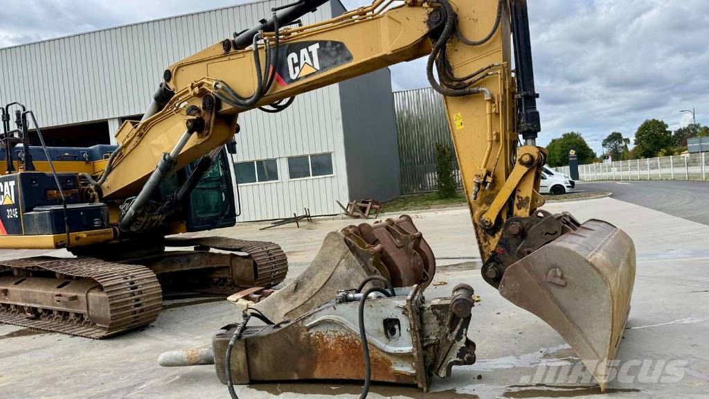 CAT 324 E LN Pelle sur chenilles
