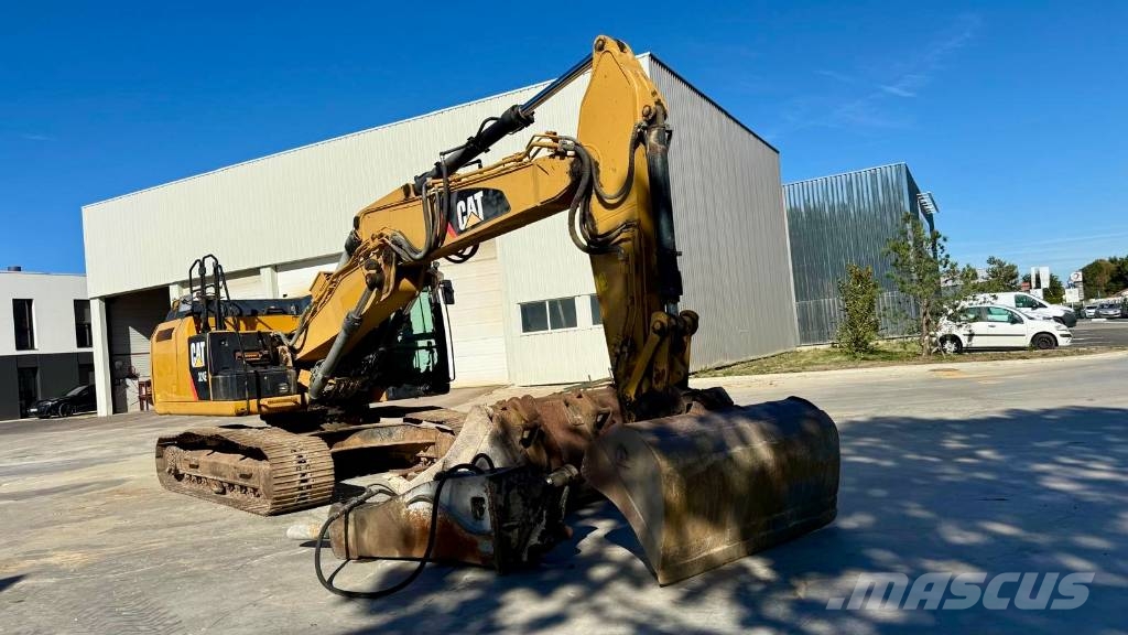 CAT 324 E LN Pelle sur chenilles