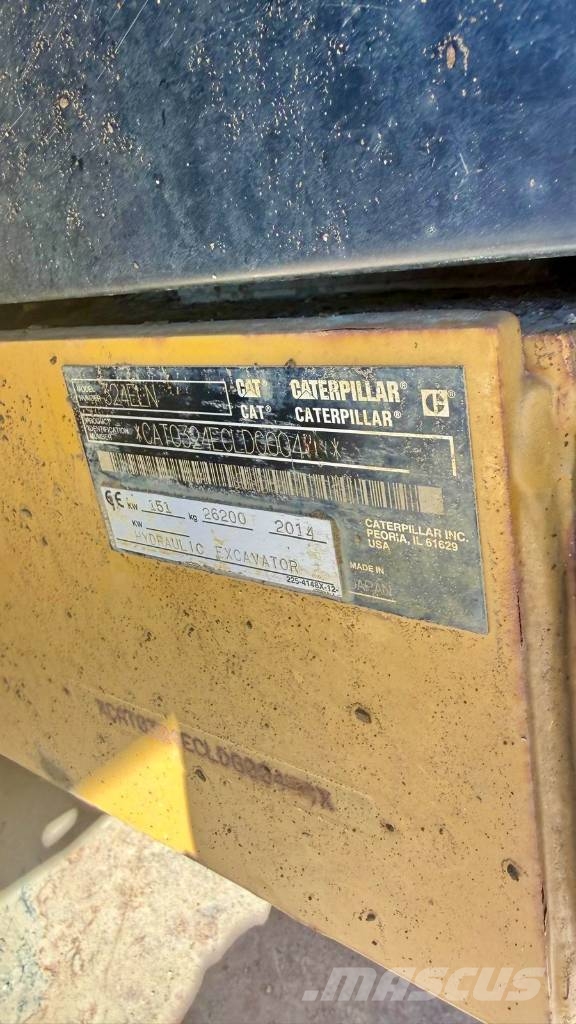 CAT 324 E LN Pelle sur chenilles