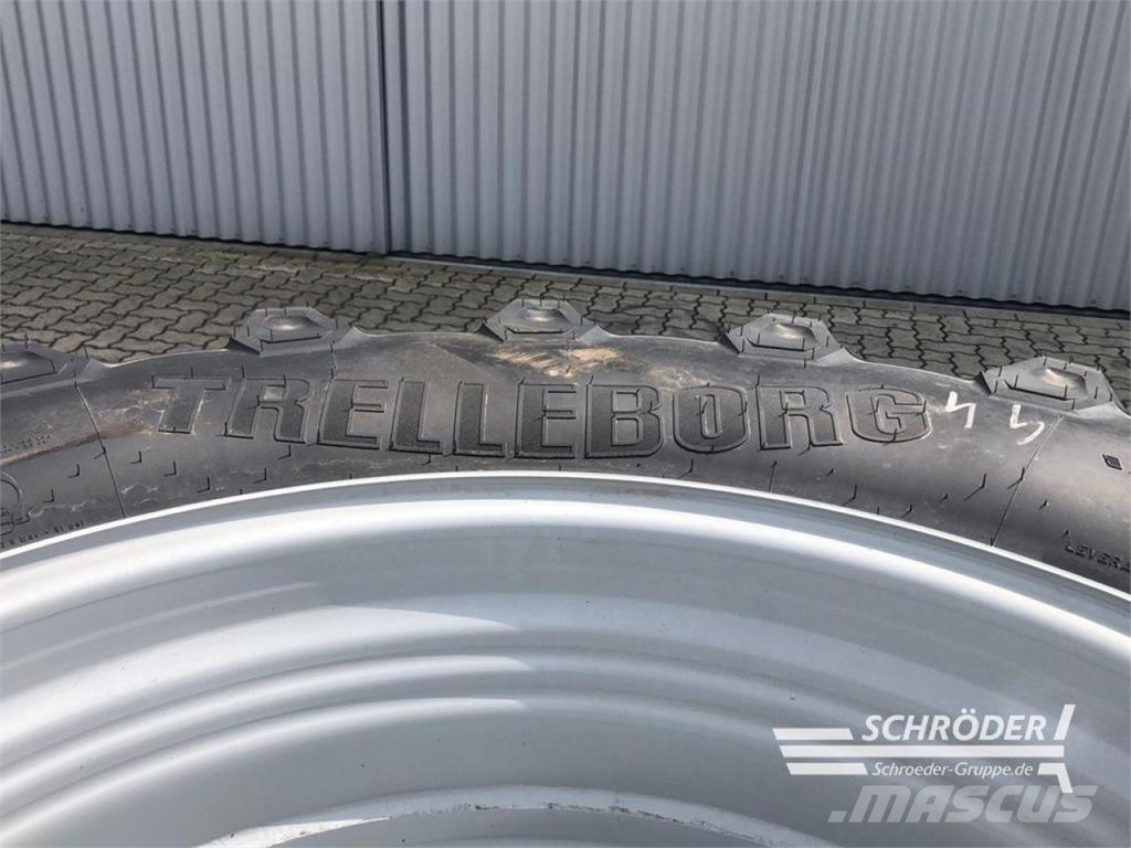 Massey Ferguson 480/65 R28 + 600/65 R38 TRELLEBORG Ruedas dobles