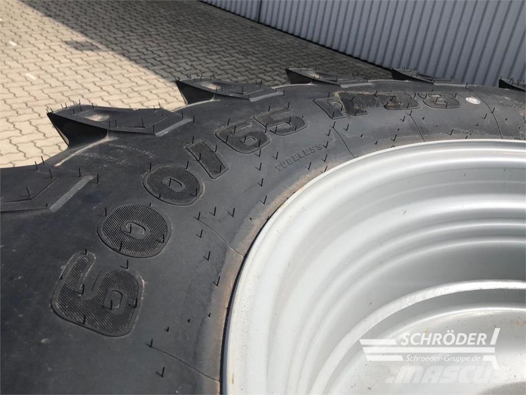 Massey Ferguson 480/65 R28 + 600/65 R38 TRELLEBORG Ruedas dobles
