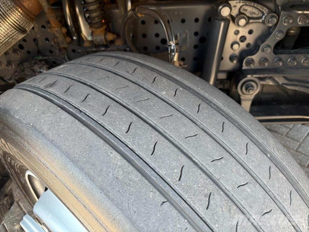 Mercedes-Benz Antos 1924 + CARRIER SUPRA 950 + EURO 6 + LOADLIFT Kylmä-/Lämpökori kuorma-autot