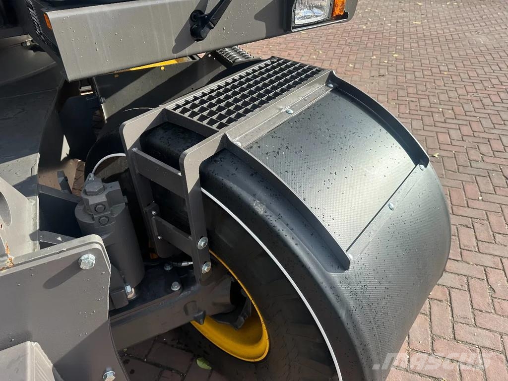 Volvo EWR170 E - Engcon EC319 DC3 - UNUSED حفارات بعجل