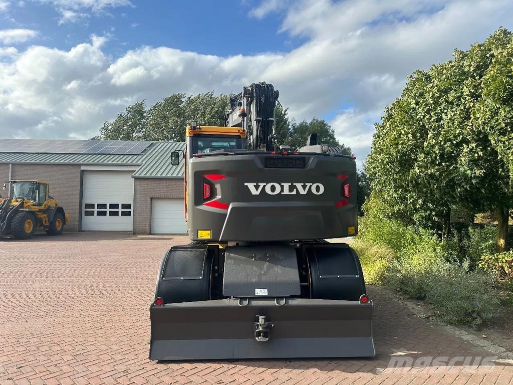 Volvo EWR170 E - Engcon EC319 DC3 - UNUSED حفارات بعجل