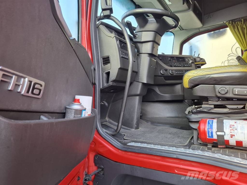 Volvo FH 16 厢式货车