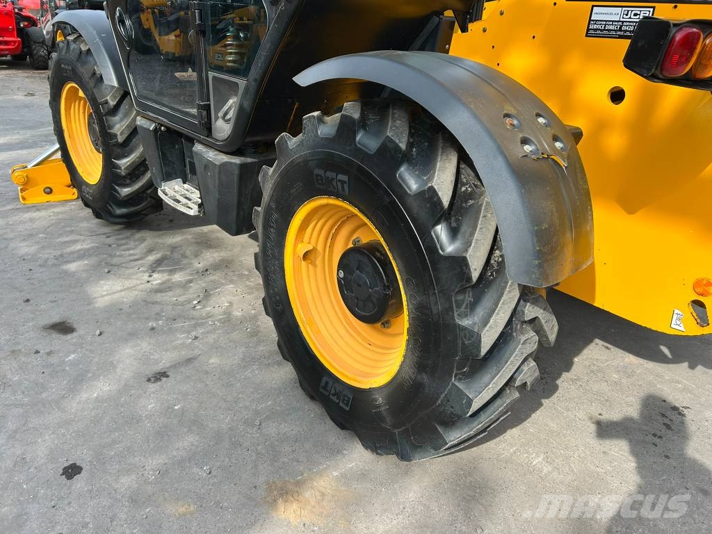 JCB 533-105 Teleskoplæssere