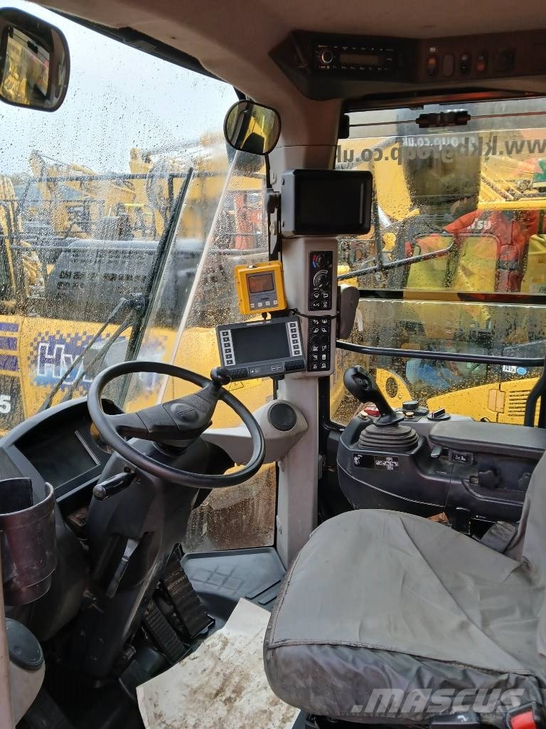 Komatsu WA 475-10E0 Фронтальні навантажувачі