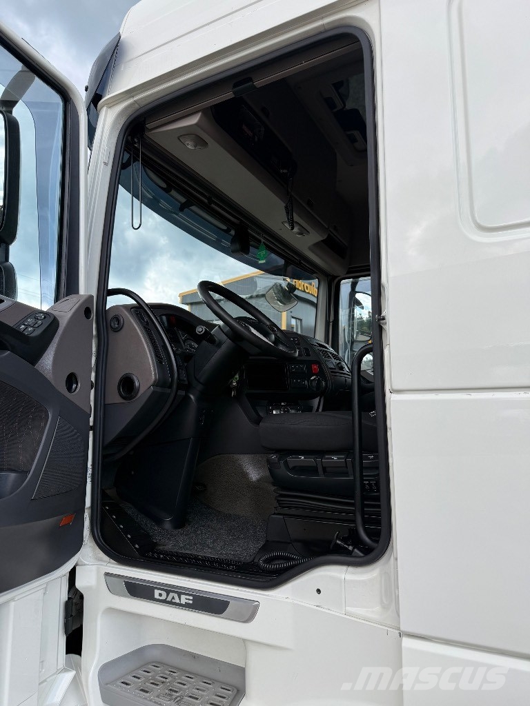 MAN TGX 26,510 Camiones portamaquinaria