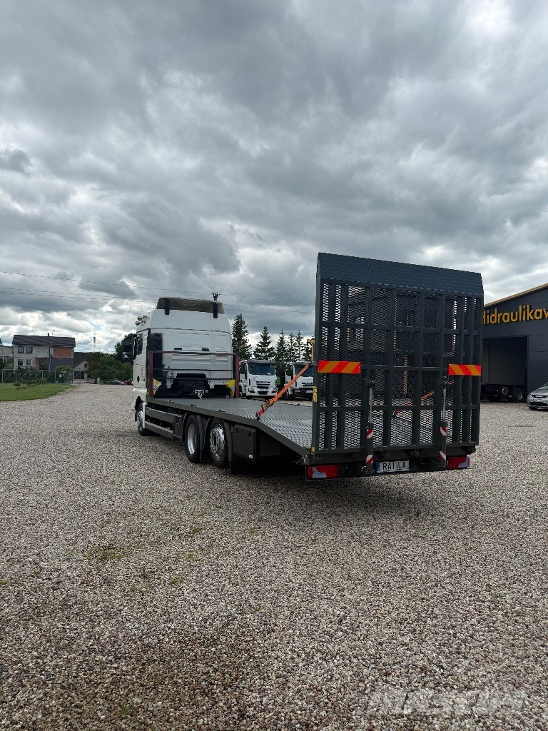 MAN TGX 26,510 Camiones portamaquinaria