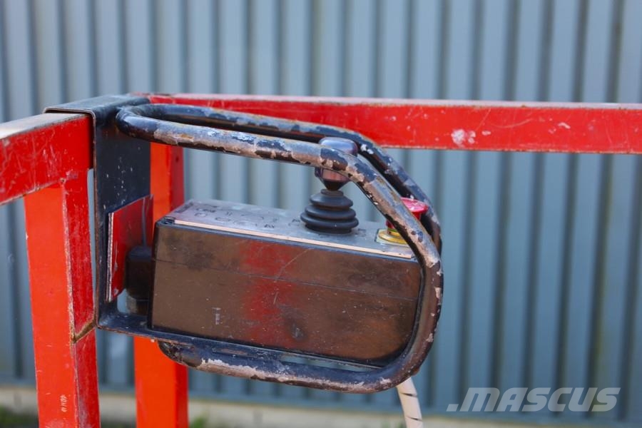 Holland Lift Ecostar HL-9714 Electric, 12m Working Height, 325k Nůžková zvedací plošina