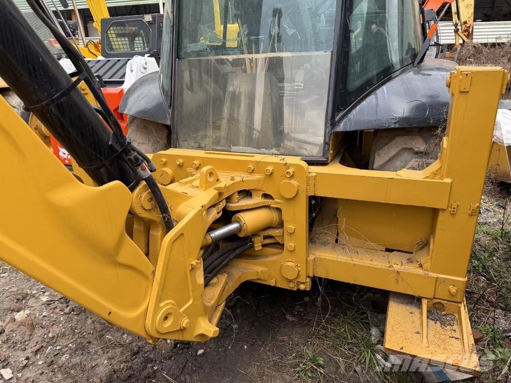 CASE 695 Backhoe