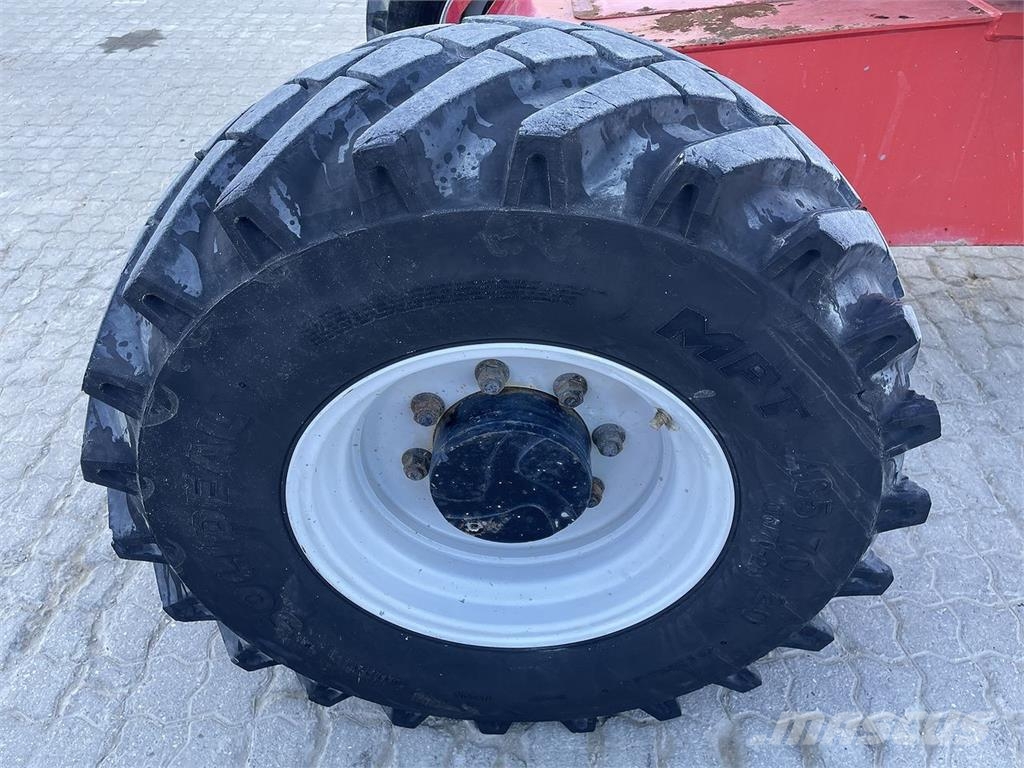 Manitou 200ATJ RC Kloubové plošiny