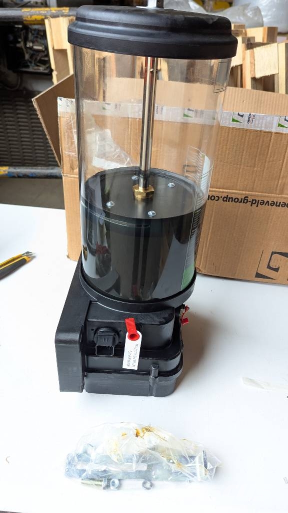  GROENEVELD GREASEPUMP TWIN 3.1 24V Ejes