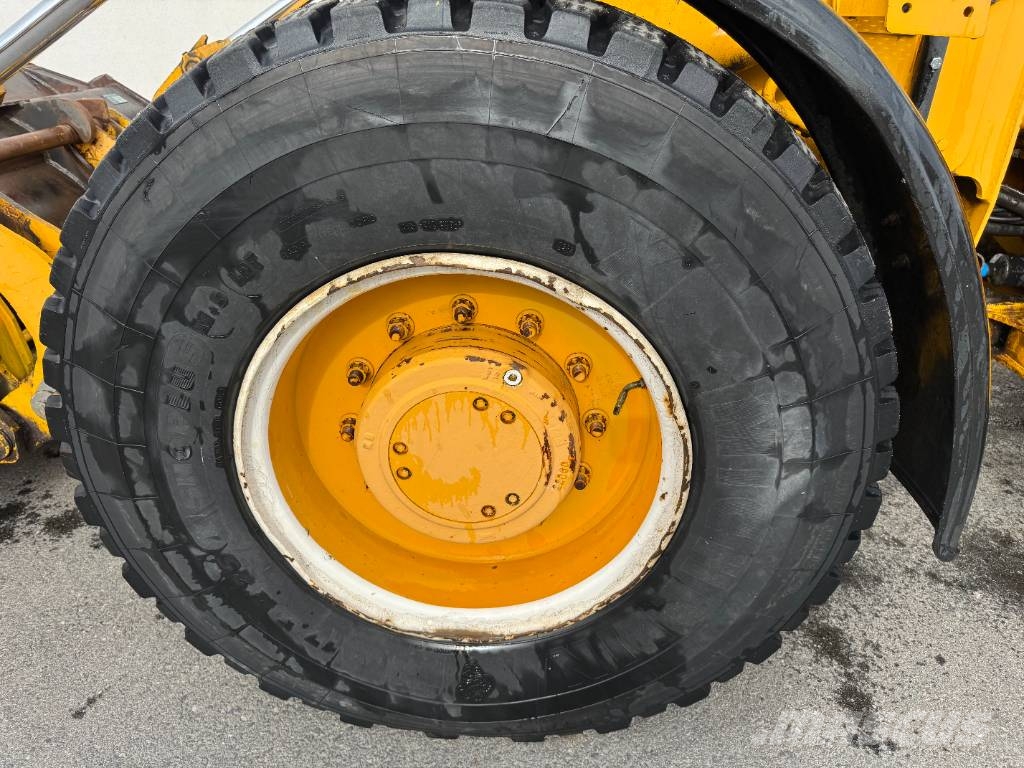 JCB 416 HT 轮式装载机