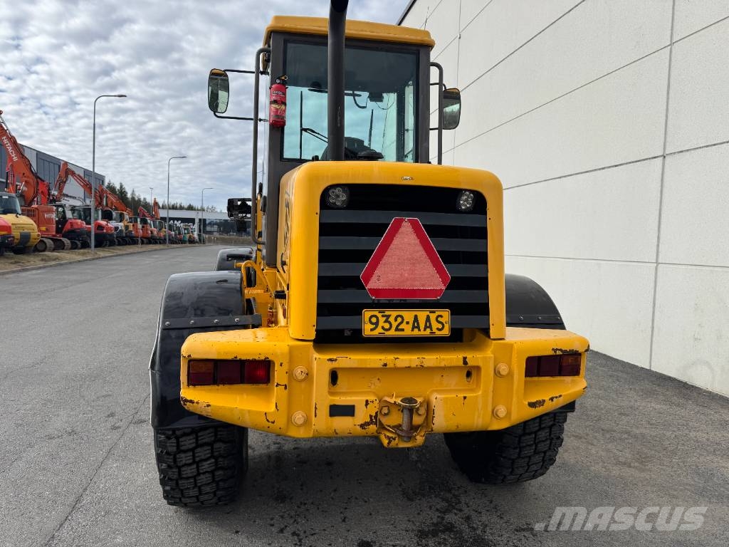 JCB 416 HT 轮式装载机