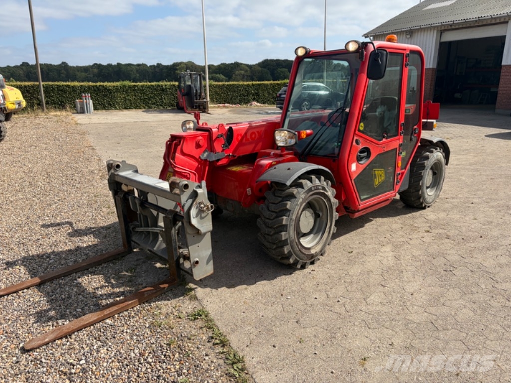 JCB 525-60 Teleskopiskie manipulatori