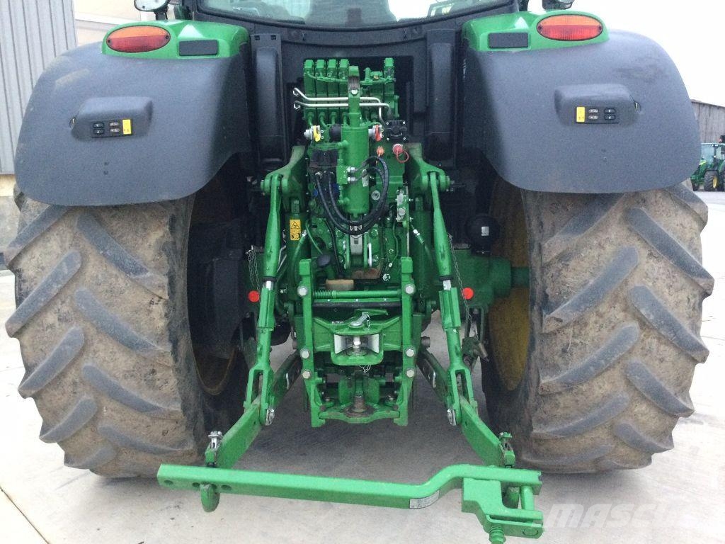 John Deere 6175R Traktori