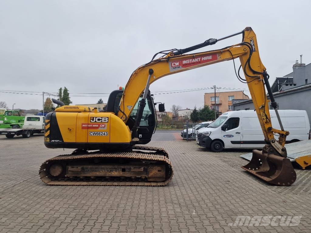 JCB JS 131 LC Paletli ekskavatörler