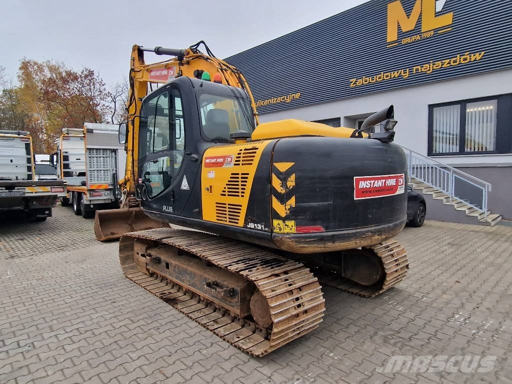 JCB JS 131 LC Paletli ekskavatörler