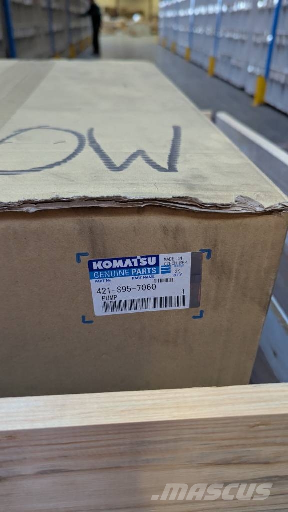 Komatsu WA475-10 - HYDRAULIC PUMP 421-S95-7060 Hidráulicos