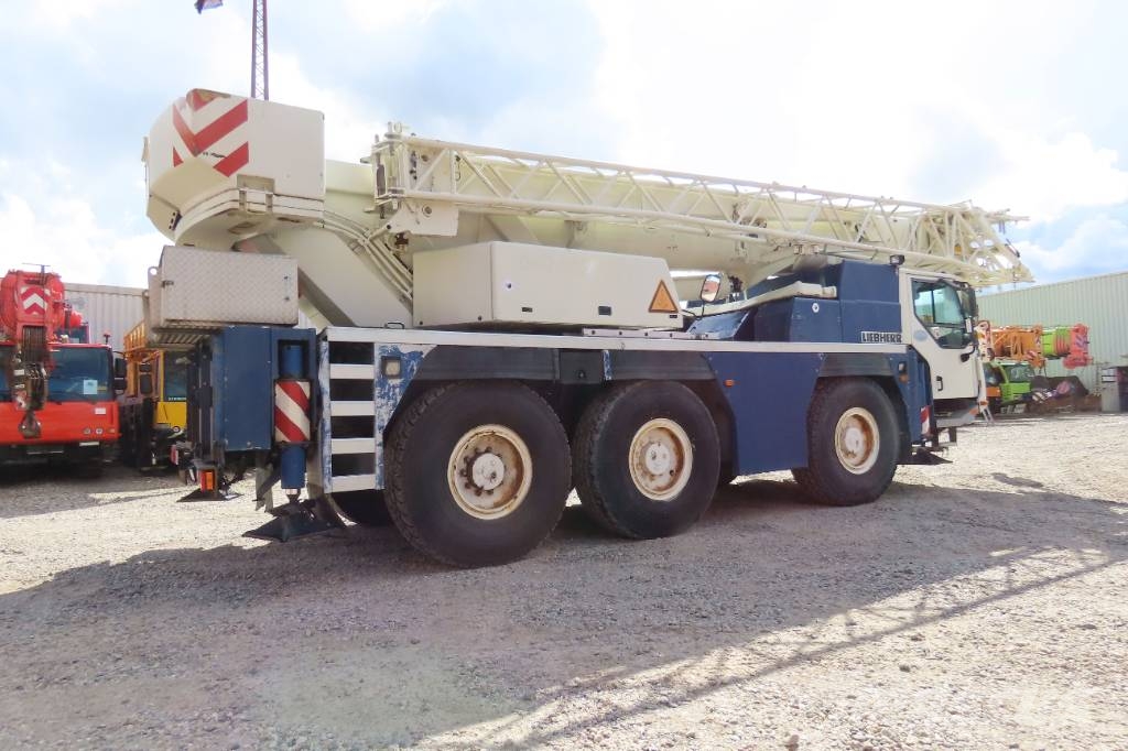 Liebherr LTM 1045-1 Grúas todo terreno