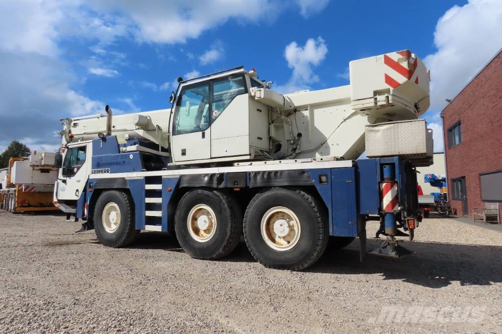 Liebherr LTM 1045-1 Grúas todo terreno