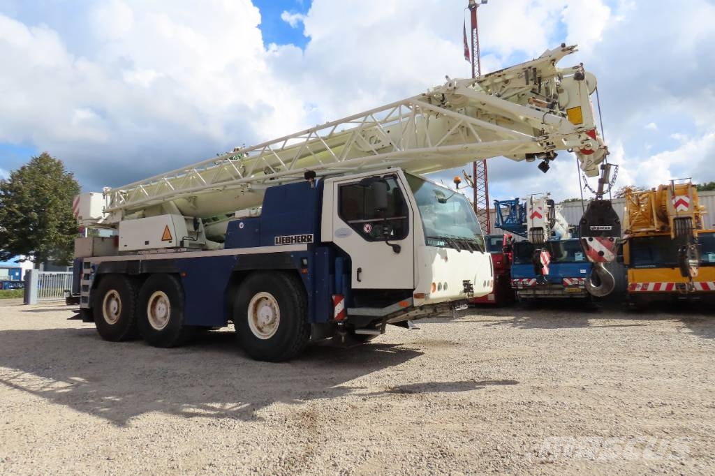 Liebherr LTM 1045-1 Grúas todo terreno