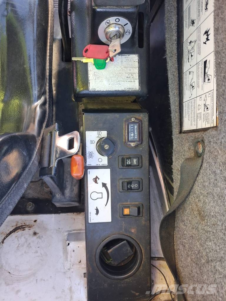 Bobcat 323 J Mini ekskavatori < 7 t