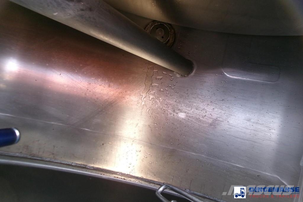 Renault Premium 270 4x2 fuel tank 13.7 m3 / 4 comp Tankwagen