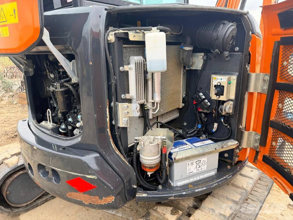 Hitachi ZX 48 U-6 Minikoparki