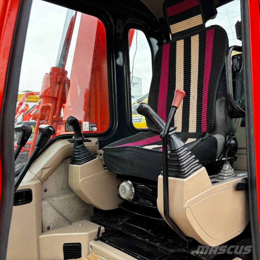 Doosan DH 80 Gravemaskiner på larvebånd