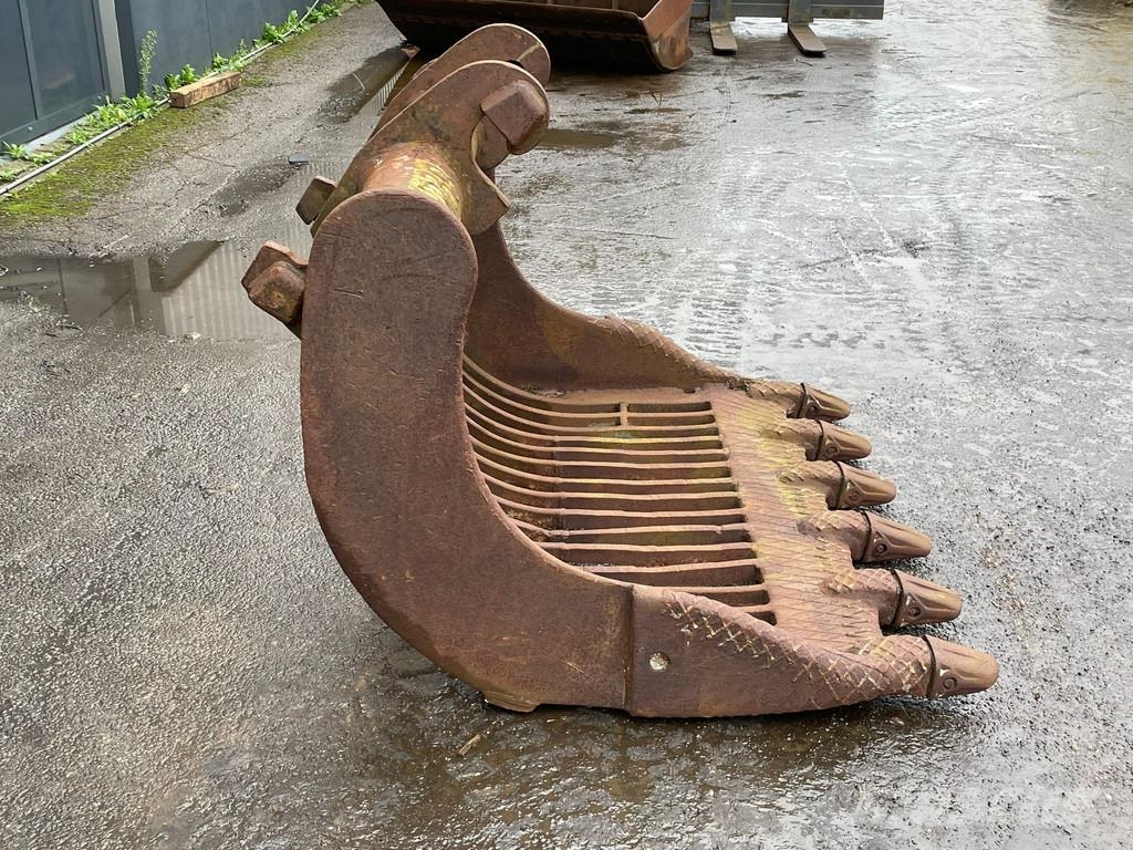 Verachtert Skeleton bucket Pistoane