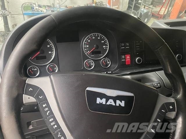MAN TGX 18.440 Kabine Fahrerhaus Ohjaamot ja sisustat