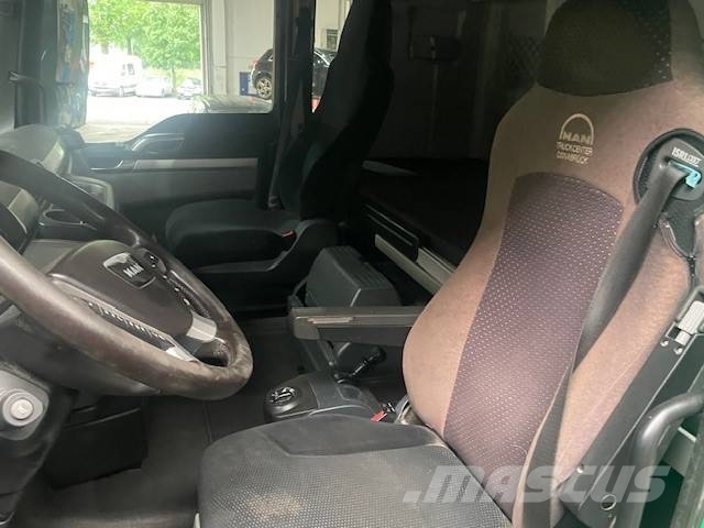 MAN TGX 18.440 Kabine Fahrerhaus Ohjaamot ja sisustat