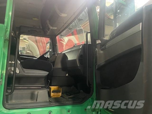 MAN TGX 18.440 Kabine Fahrerhaus Ohjaamot ja sisustat