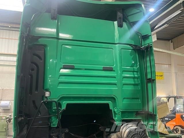 MAN TGX 18.440 Kabine Fahrerhaus Ohjaamot ja sisustat