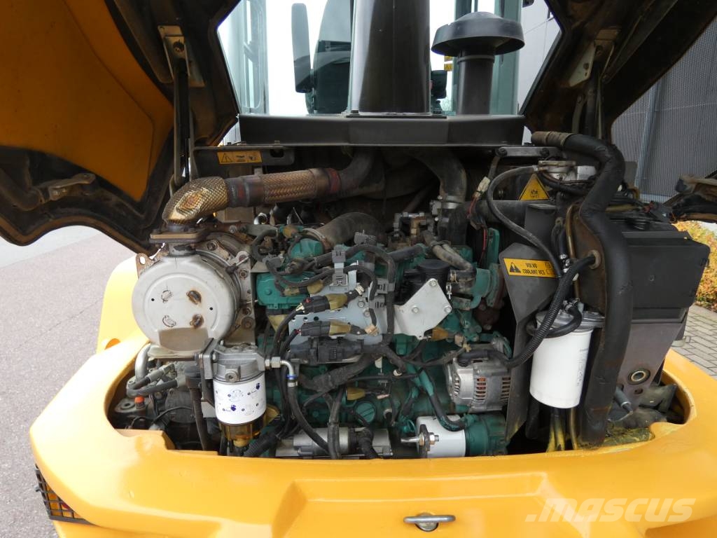 Volvo L 35 G لوادر بعجل