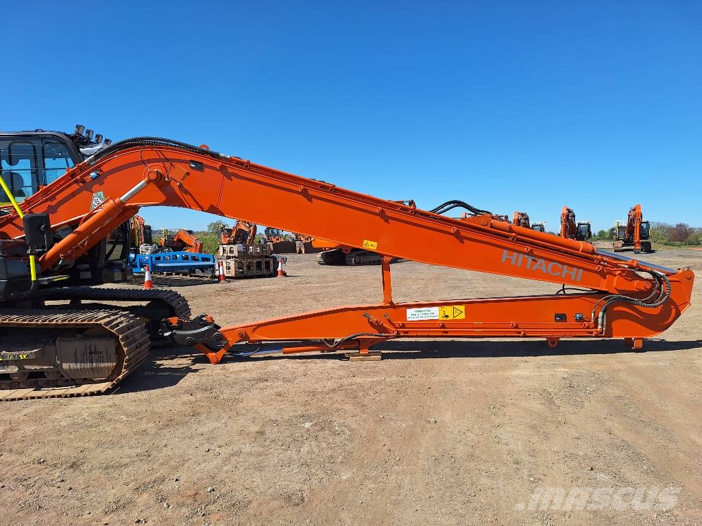Hitachi ZX130LCN-7-SLF Kāpurķēžu ekskavatori