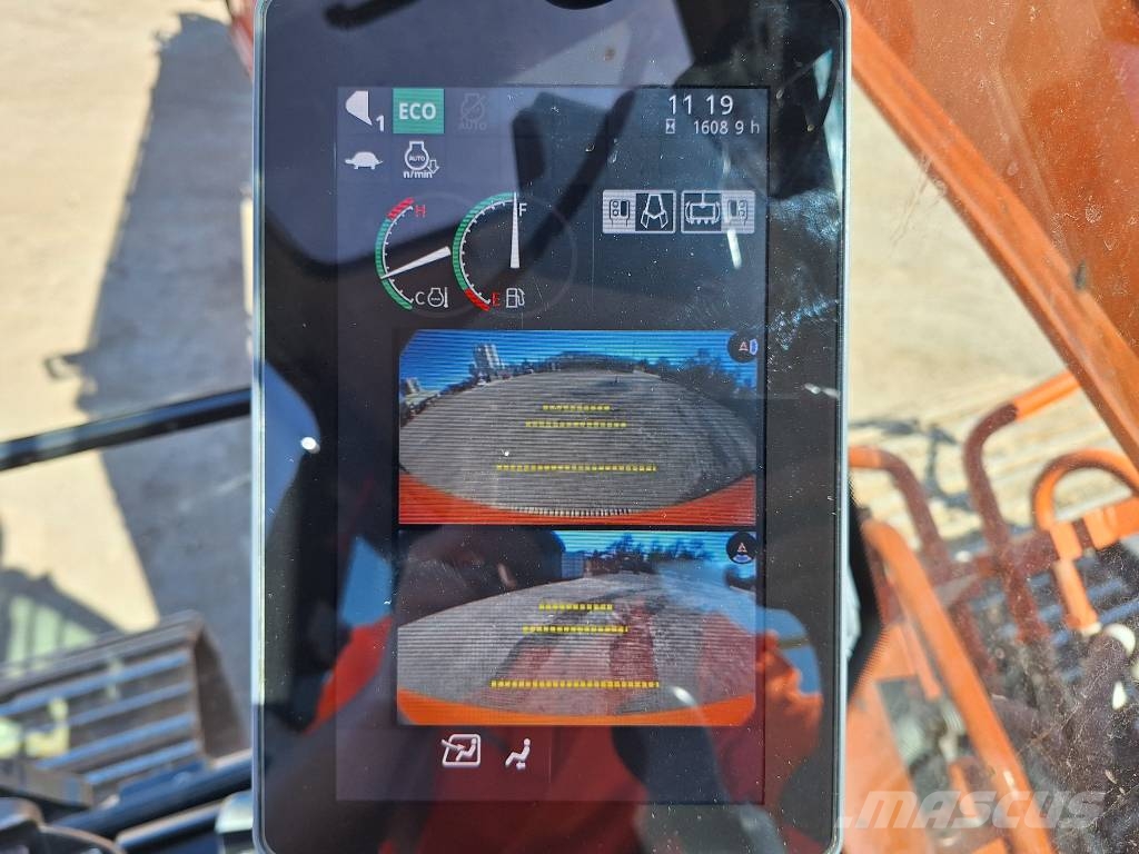 Hitachi ZX130LCN-7-SLF Kāpurķēžu ekskavatori