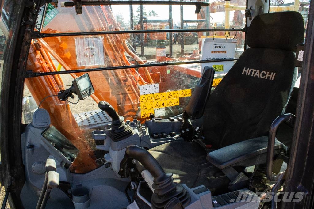 Hitachi ZX130LCN-7-SLF 大型油圧ショベル12t以上（パワーショベル・ユンボ）