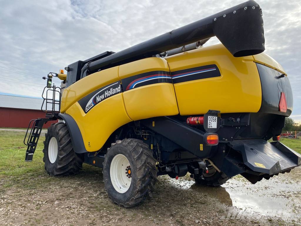 New Holland CX 860 Kombajni