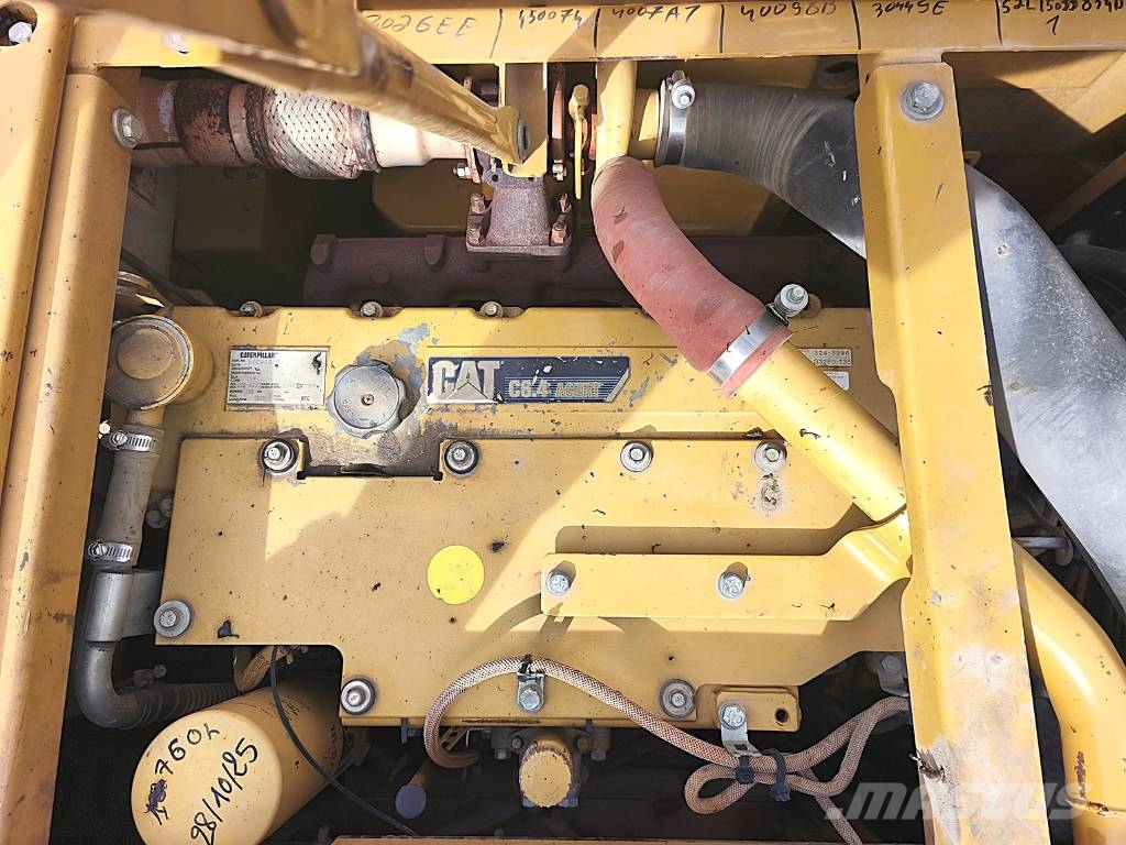 CAT 321 D LCR 履带挖掘机